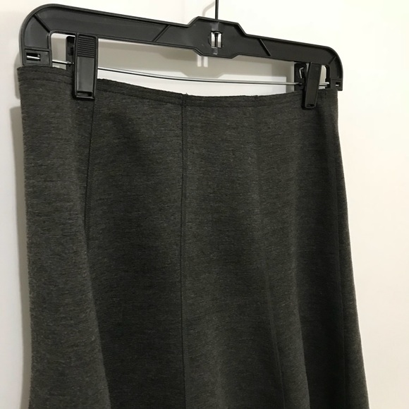 Ann Taylor Gray Ponte Fabric Slater Skirt - Picture 4 of 7